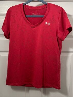 Under Armour Women’s V-Neck Athletic Tee